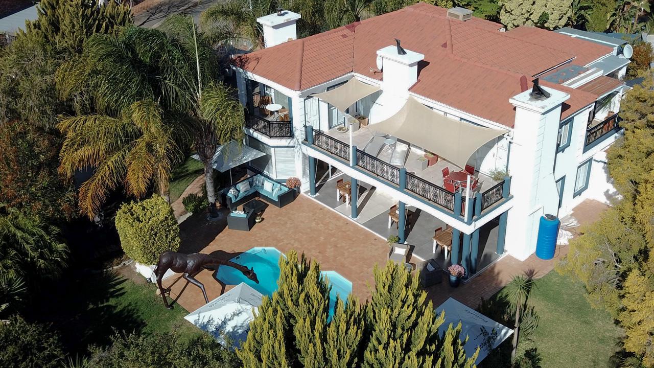 Pictures Guest House Boutique Hotel Oudtshoorn Eksteriør billede